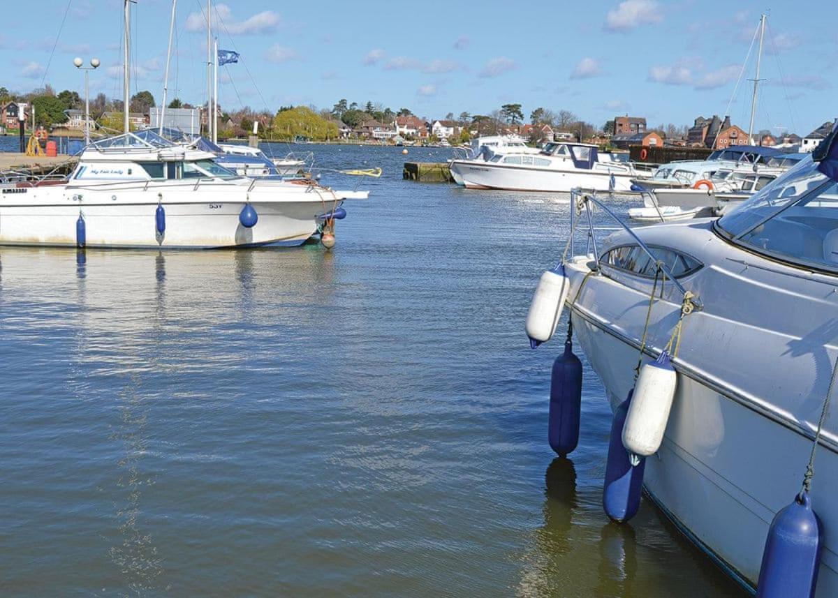 فندق Broadlands Park And Marina Pakefield المظهر الخارجي الصورة