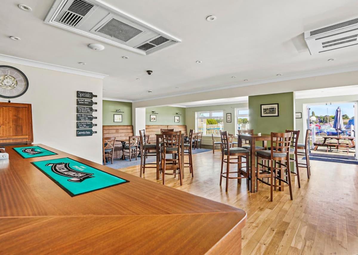 فندق Broadlands Park And Marina Pakefield المظهر الخارجي الصورة